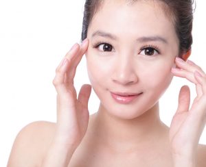 激素依赖性皮炎治愈后，激素脸皮肤会留疤和印记吗?